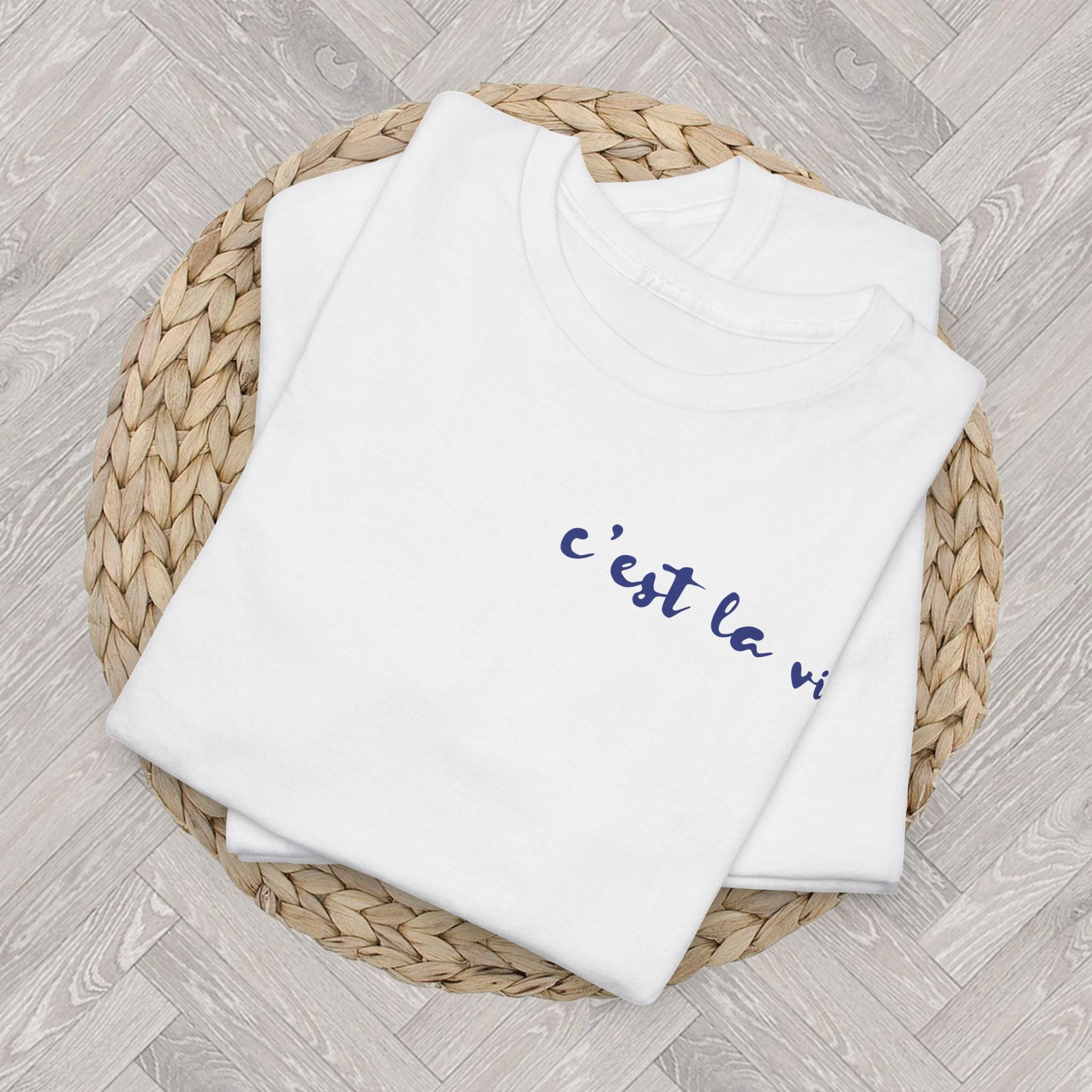 Côte d’Azur Graphic Tee – French Riviera Watercolor Oysters & Lobster T-Shirt, Summer Beach Style
