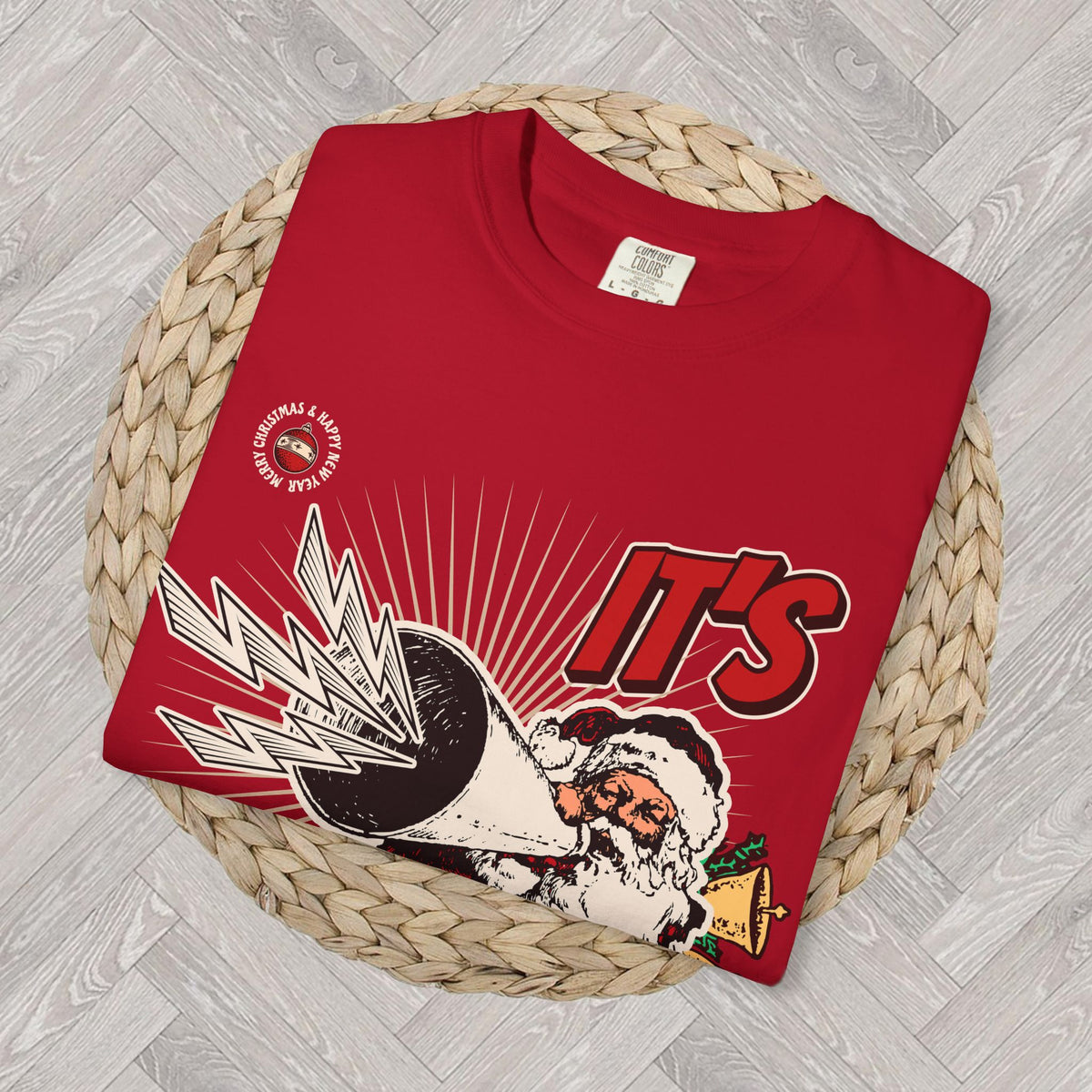 Vintage Santa Christmas T-shirt for holiday lovers and festive seasonal outfits