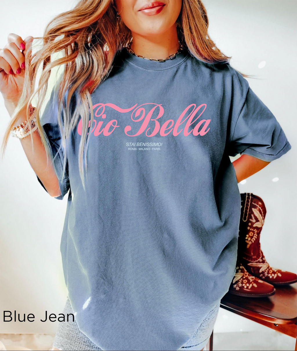 Cio Bella Stai Benissimo Italian-inspired graphic t-shirt in Ivory, printed on a relaxed-fit Comfort Colors 1717 tee